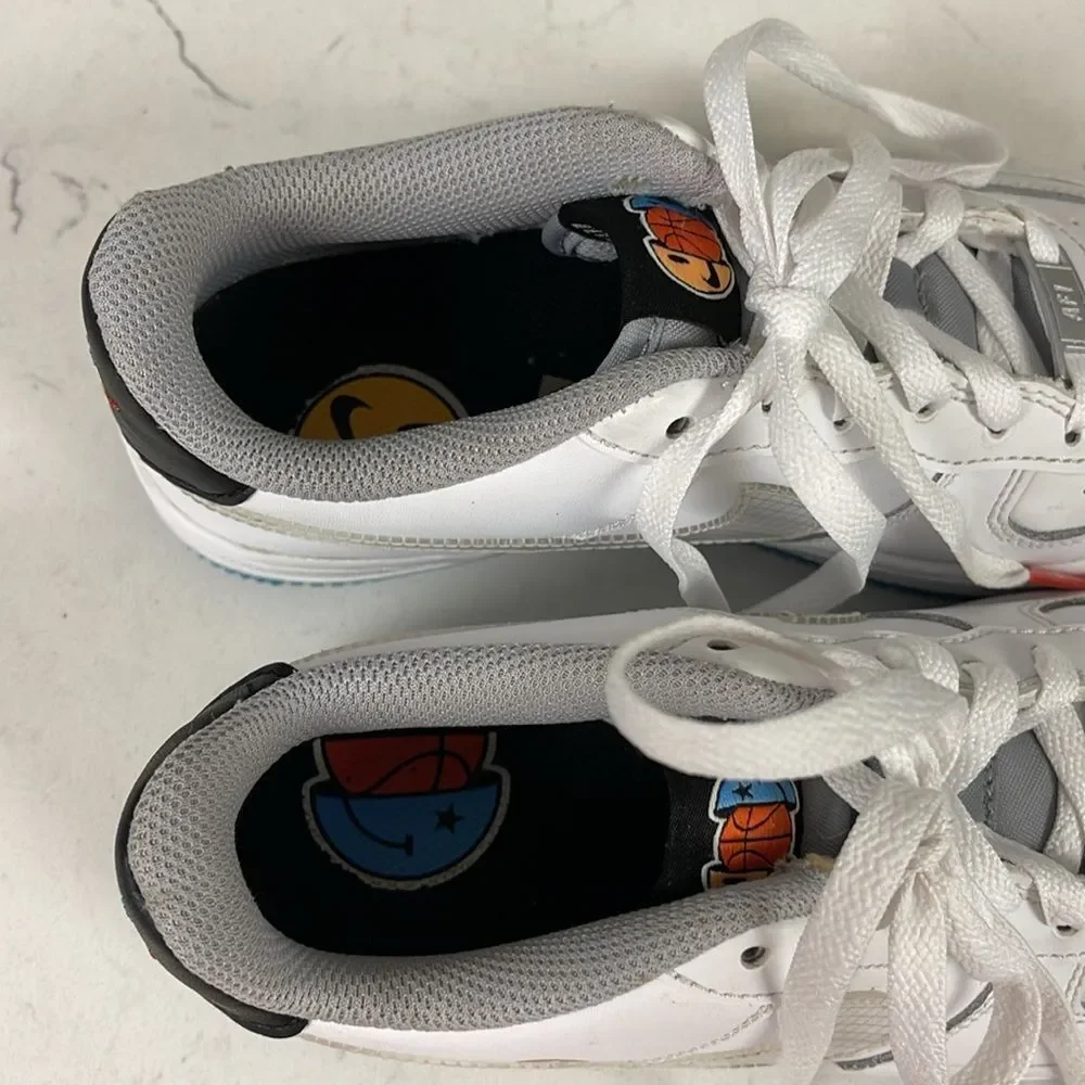 Nike Air Force 1 LV8 1 ‘Happy Hoops’ DM8088-100 Size 4Y